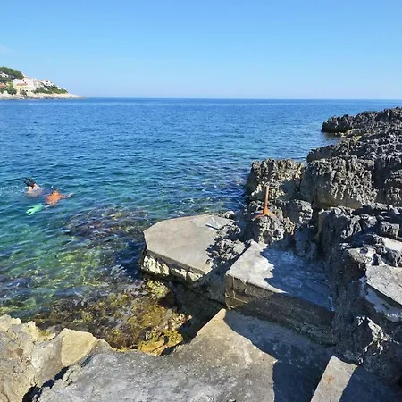 Appartamento First Row *